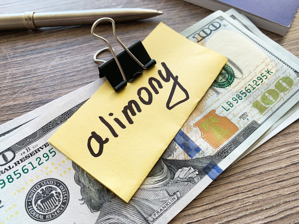 Divorce et pension alimentaire : tout savoir sur vos droits et obligations