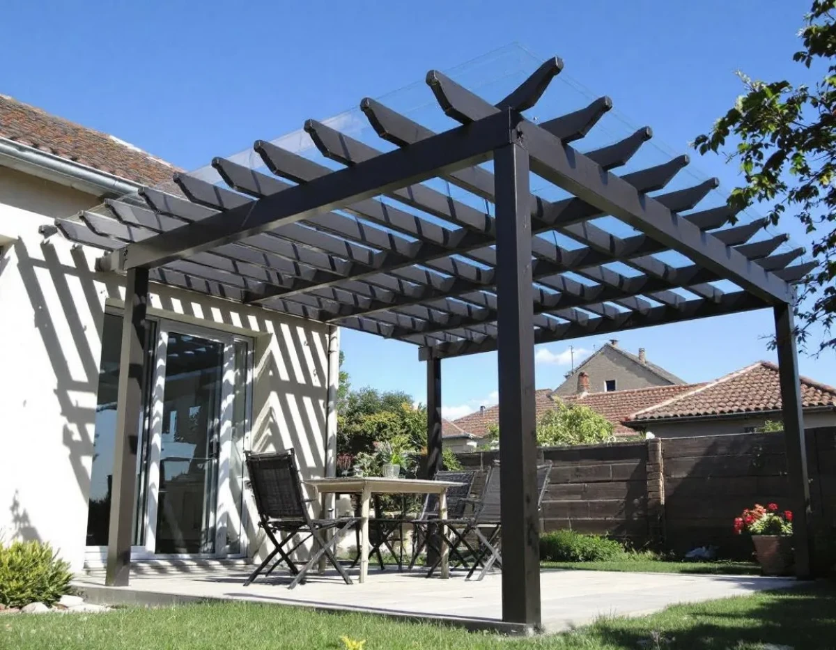 La Pergola et le Cadre Juridique pour Auto-Constructeurs : Guide Complet